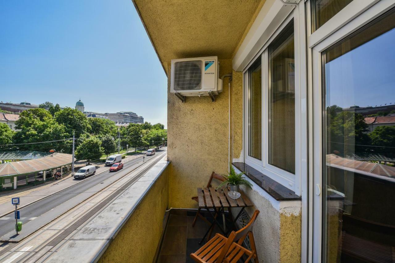 בודפשט Castle Apartment With Panoramic Balcony מראה חיצוני תמונה