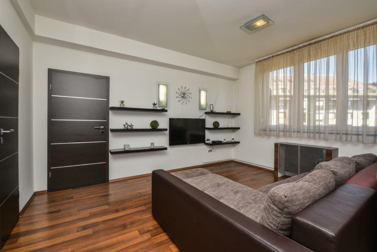בודפשט Castle Apartment With Panoramic Balcony מראה חיצוני תמונה