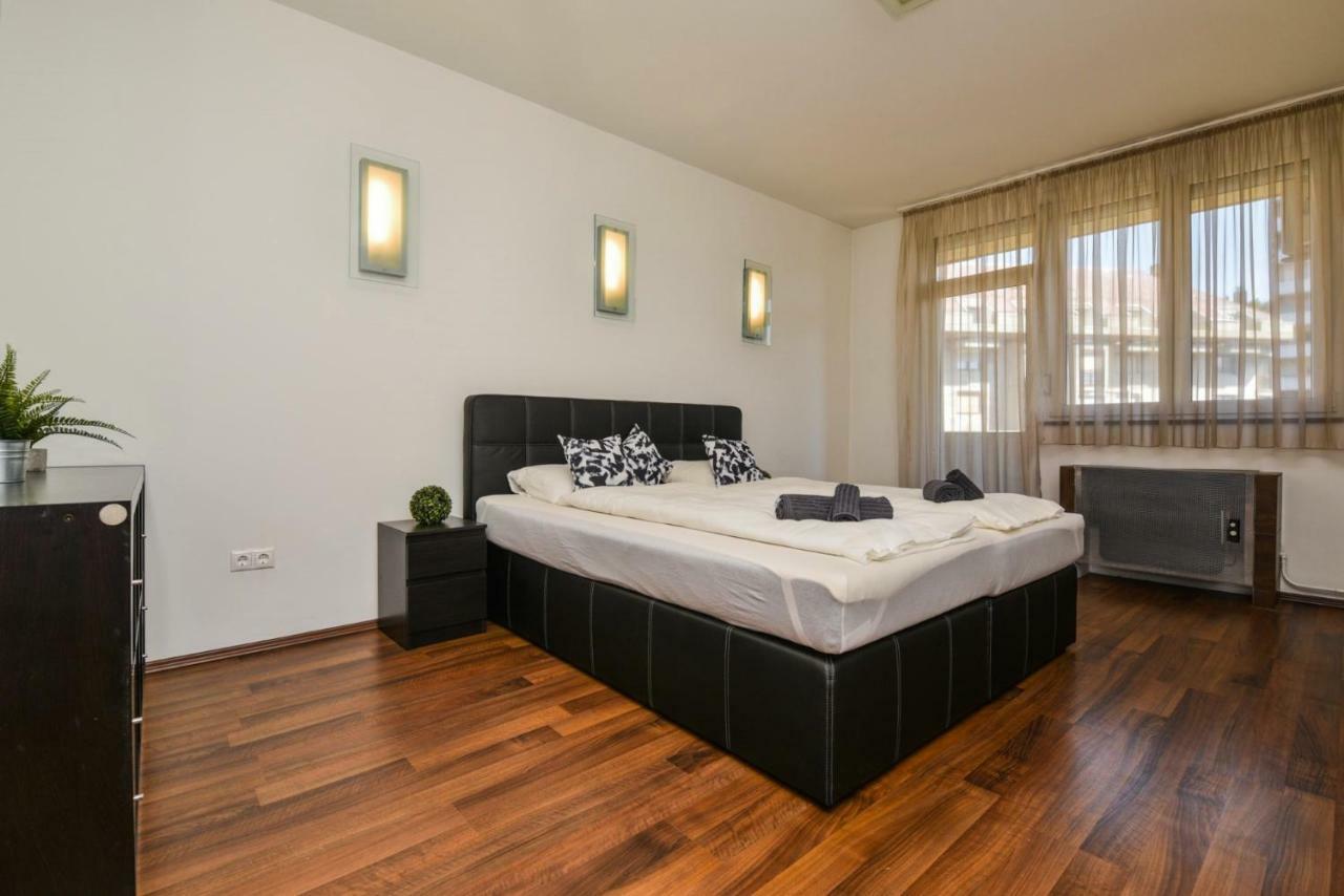 בודפשט Castle Apartment With Panoramic Balcony מראה חיצוני תמונה